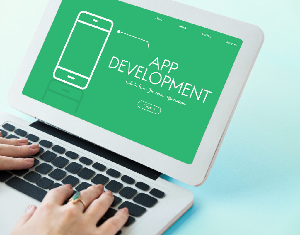 Mobile App Development: Choosing Between Native, Hybrid, Web Apps